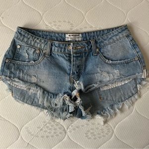 Bonita Low Waist Denim Shorts. No 2s.
